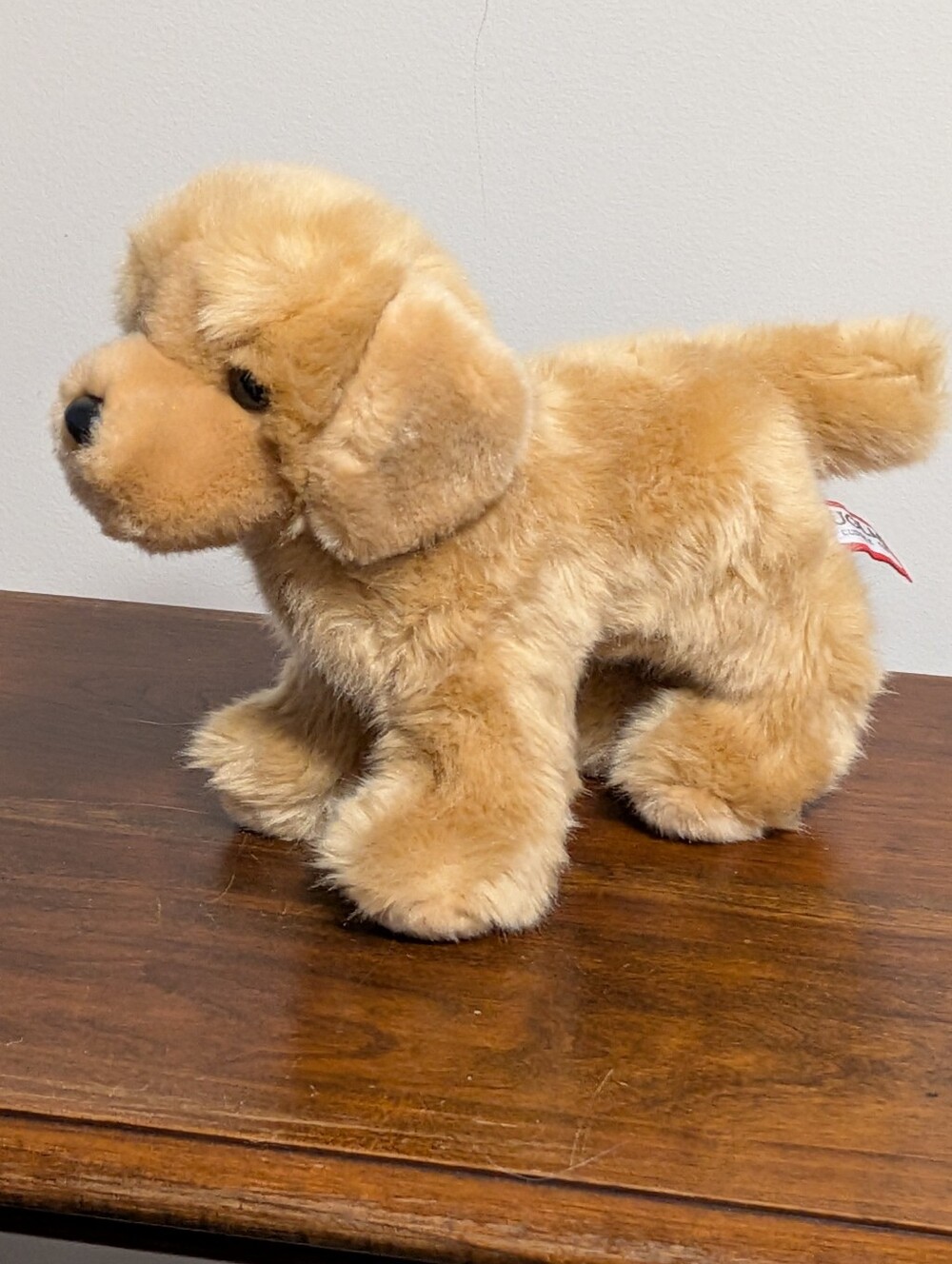 - Douglas Cuddle Toy  Golden Retriever Dog . 11 Inches Long . GUC